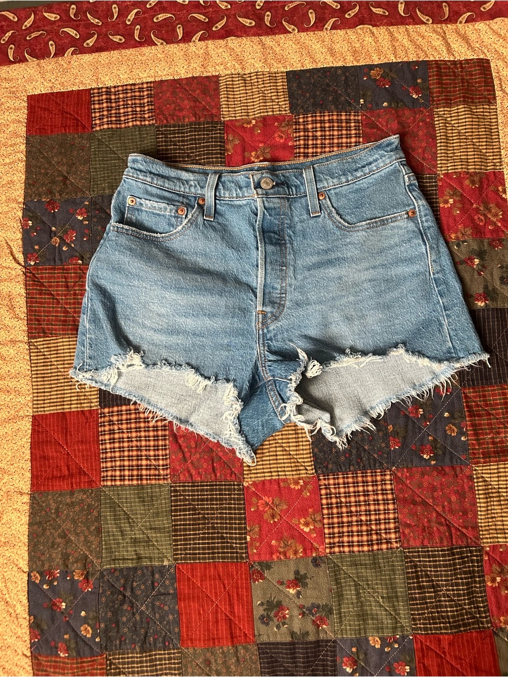 Levi’s 501 Women's Light Blue Distressed Denim Cutoff Shorts - Size 29